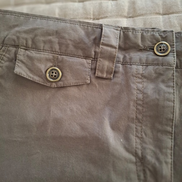Nicole Miller Original Khaki Mini-Skirt - Picture 4 of 8